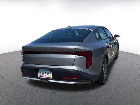 Used 2025 Kia K4 FWD image 12