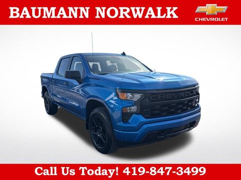 Used 2024 Chevrolet Silverado 1500 Custom w/ LPO, Dark Essentials Package AWD/4WD image 7