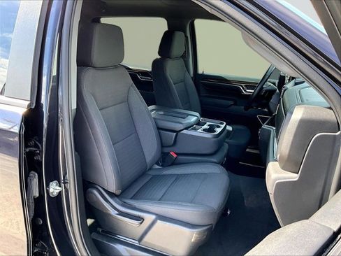 Used 2023 Chevrolet Silverado 1500 RST image 9