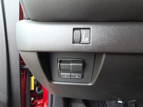 New 2026 Chevrolet Colorado LT w/ LT Convenience Package AWD/4WD image 20
