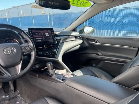 Used 2022 Toyota Camry XSE image 17