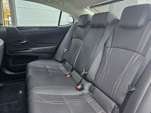 Used 2021 Lexus ES 350 w/ Luxury Package image 19