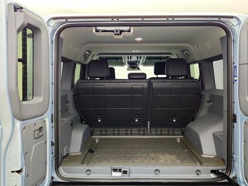 Used 2025 INEOS Grenadier Station Wagon AWD/4WD image 23