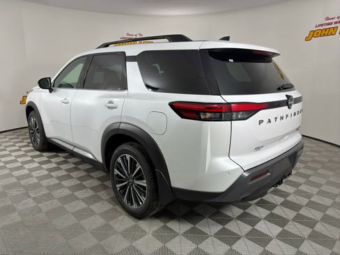 New 2026 Nissan Pathfinder Platinum AWD/4WD image 3