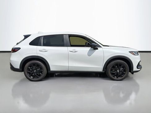 Used 2024 Honda HR-V Sport image 4