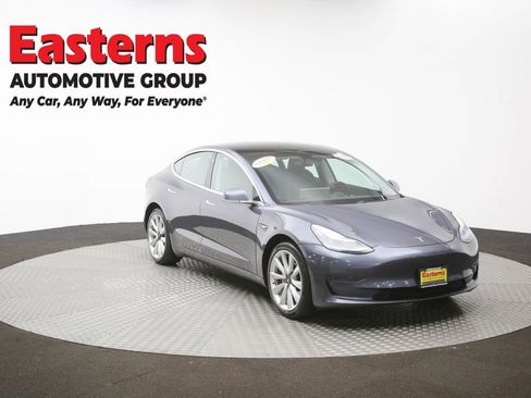 Used 2020 Tesla Model 3 Standard Range Plus image 45