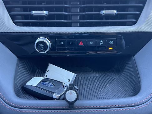 New 2026 Ford Explorer Active image 6