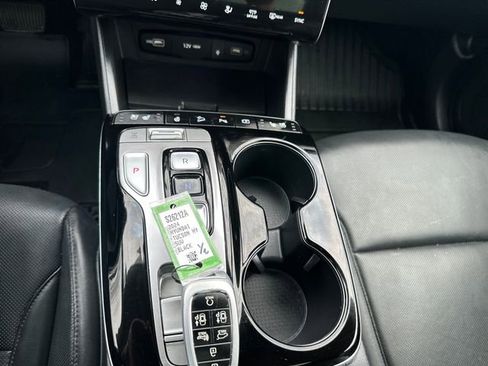Certified 2024 Hyundai Tucson Limited image 16