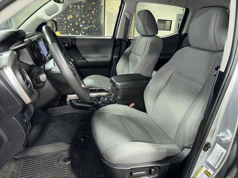 Certified 2023 Toyota Tacoma SR5 AWD/4WD image 15