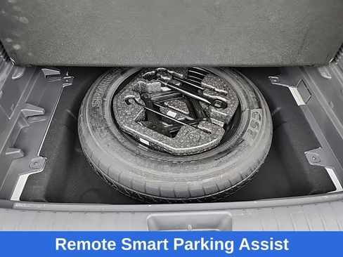 Used 2024 Hyundai Kona Limited AWD/4WD image 16