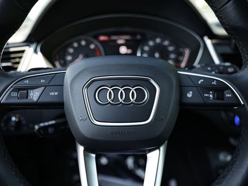 Used 2025 Audi Q5 2.0T Premium AWD/4WD image 31