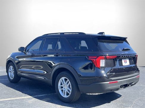 New 2026 Ford Explorer Active image 23