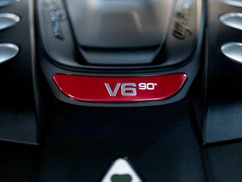 Used 2017 Alfa Romeo Giulia Quadrifoglio image 96