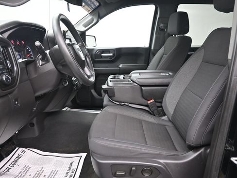 Used 2025 Chevrolet Silverado 1500 Custom Trail Boss AWD/4WD image 18