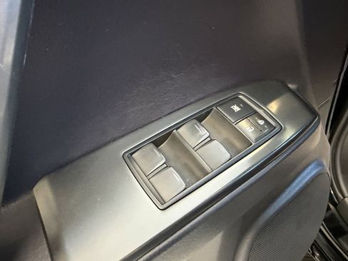 Used 2023 Lexus GX 460 Premium image 37