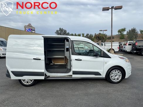 Used 2018 Ford Transit Connect XLT image 2