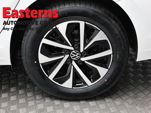 Used 2024 Volkswagen Jetta S FWD image 8