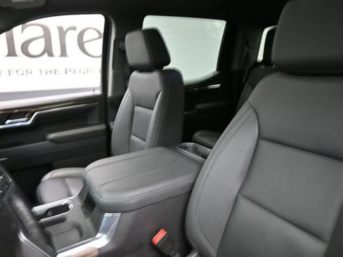 Used 2023 Chevrolet Silverado 1500 LT Trail Boss w/ LT Trail Boss Premium Package AWD/4WD image 16