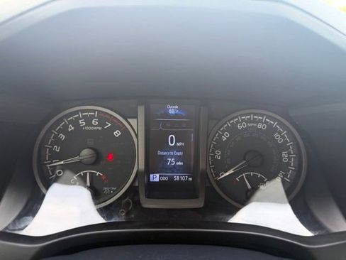 Used 2020 Toyota Tacoma TRD Sport w/ Technology Package AWD/4WD image 27