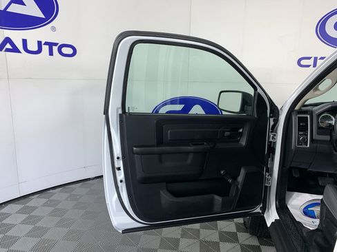 Used 2015 RAM 2500 Tradesman RWD image 13