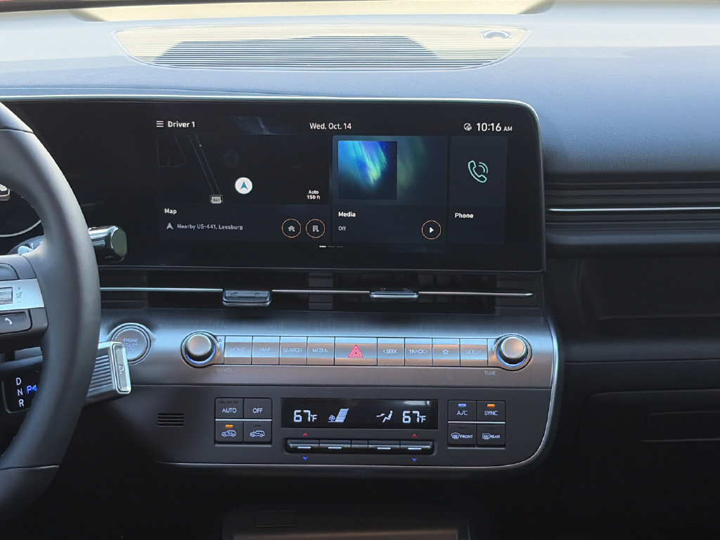 Used 2024 Hyundai Kona Limited FWD image 15