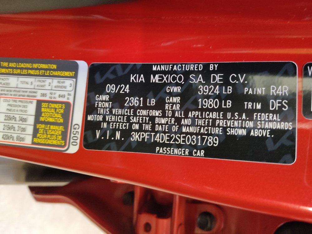 Used 2025 Kia K4 FWD image 33