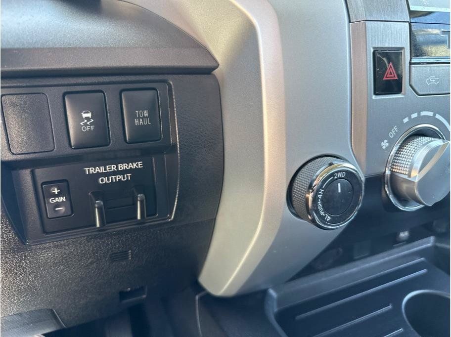 Used 2018 Toyota Tundra SR5 w/ TRD Off Road Package AWD/4WD image 23
