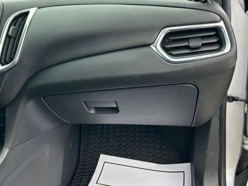 Certified 2019 Chevrolet Equinox LT image 51