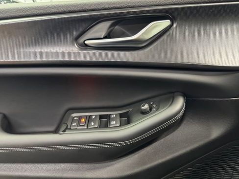 New 2025 Jeep Grand Cherokee Altitude AWD/4WD image 24