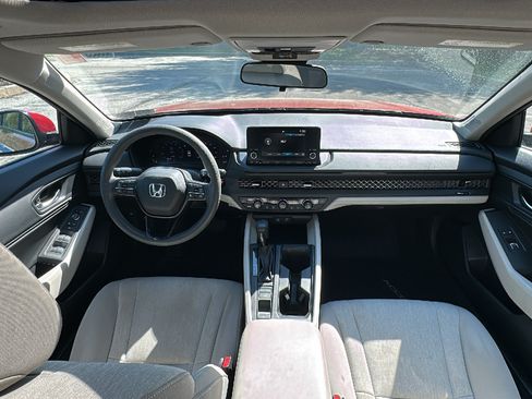 Used 2023 Honda Accord EX image 24