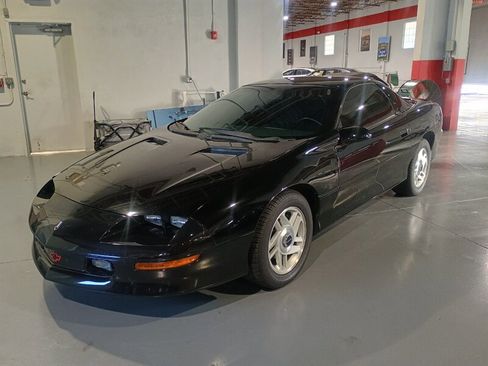 Used 1995 Chevrolet Camaro Z28 image 1