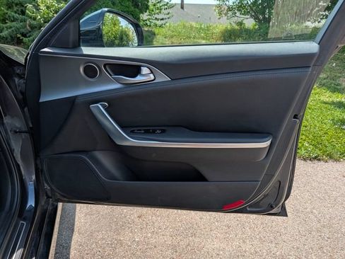 Used 2019 Kia Stinger GT AWD/4WD image 33