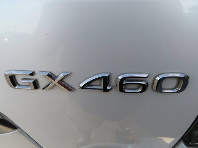 Used 2023 Lexus GX 460 Luxury w/ Sport Design Package AWD/4WD image 24