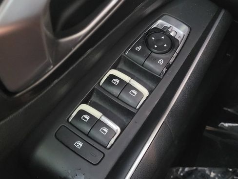 Used 2021 Kia Sorento LX FWD image 27