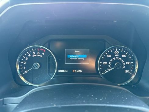 Used 2018 Ford F150 Platinum w/ Equipment Group 701A Luxury image 19