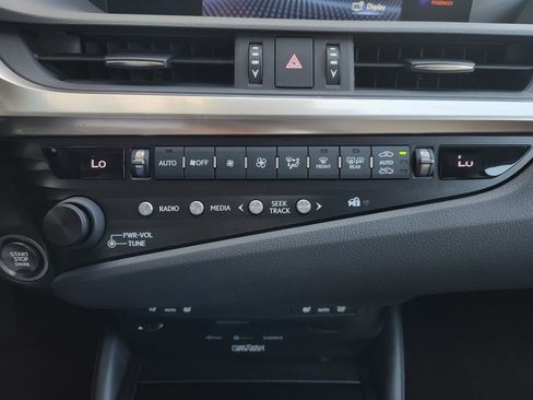 Used 2019 Lexus ES 350 w/ Premium Package FWD image 19