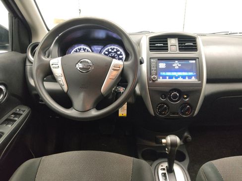 Used 2019 Nissan Versa SV image 22