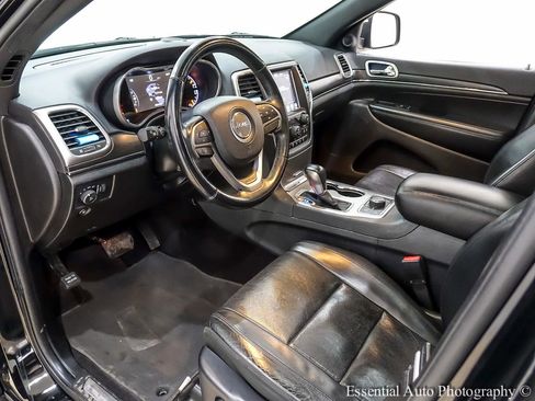 Used 2018 Jeep Grand Cherokee Limited w/ Luxury Group II image 14