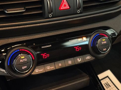 Certified 2023 Kia Forte GT-Line image 30