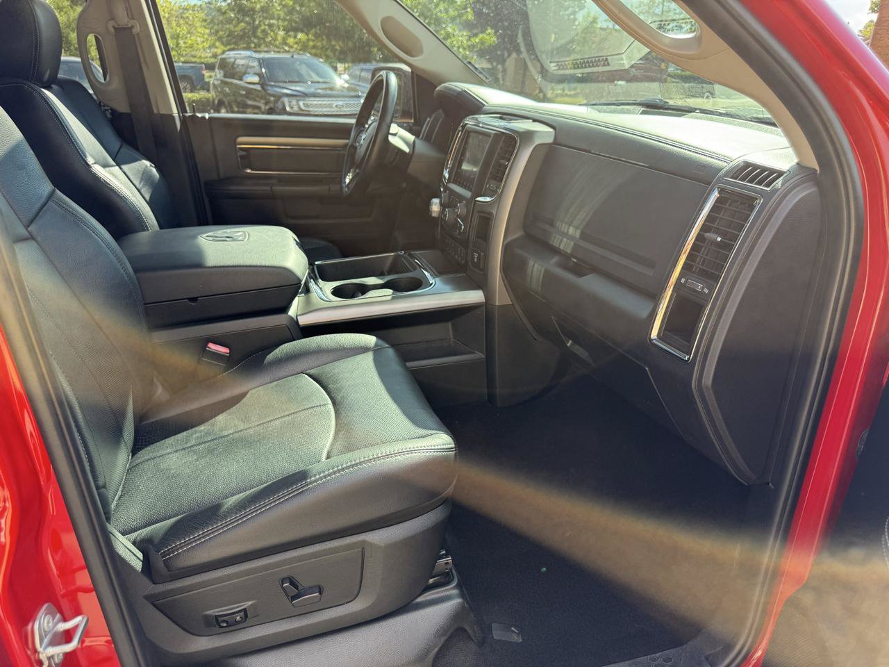 Used 2018 RAM 1500 Sport w/ Convenience Group AWD/4WD image 33