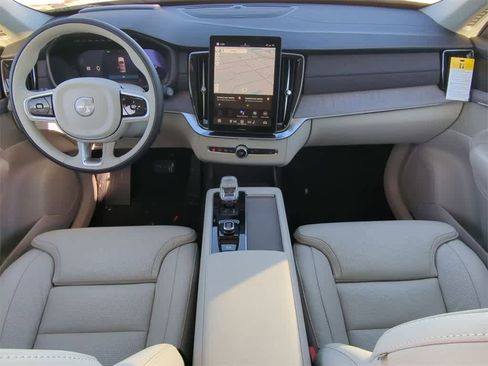 New 2026 Volvo XC90 B6 Ultra w/ Protection Package Premier image 14