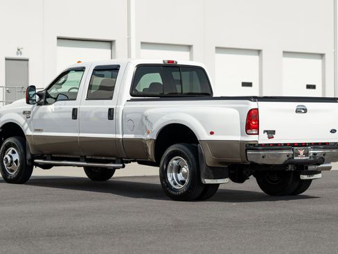 Used 2003 Ford F350 Lariat image 17