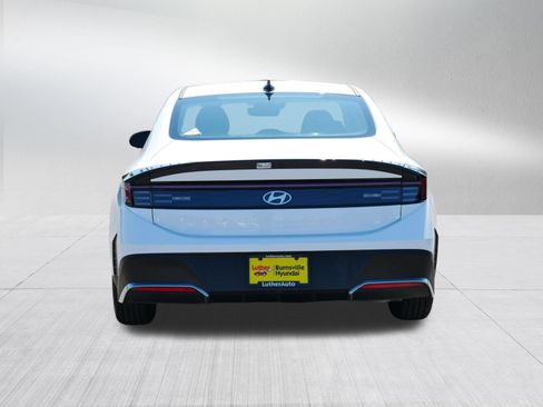 Certified 2026 Hyundai Sonata SE FWD image 6