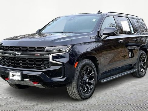 Used 2021 Chevrolet Tahoe Z71 w/ Luxury Package image 3