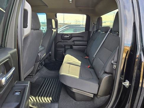 Used 2020 Chevrolet Silverado 1500 Custom w/ Custom Value Package image 26