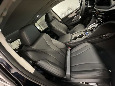New 2026 Acura MDX SH-AWD image 22