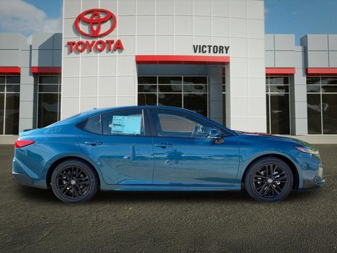 New 2026 Toyota Camry SE FWD image 6