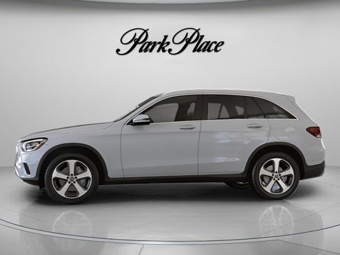 Certified 2022 Mercedes-Benz GLC 300 4MATIC w/ Premium Package Lite image 6