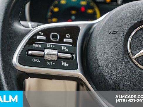 Used 2020 Mercedes-Benz GLC 300 GLC 300 image 29