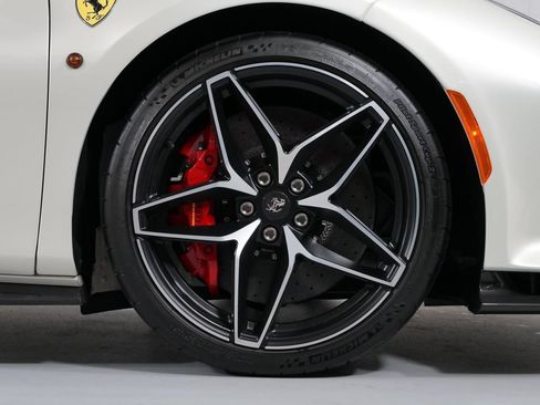Used 2020 Ferrari 488 Pista Spider RWD image 22